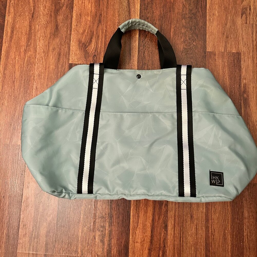 IHKWIP NYLON XL CARRYALL TOTE-SAGE GEO
